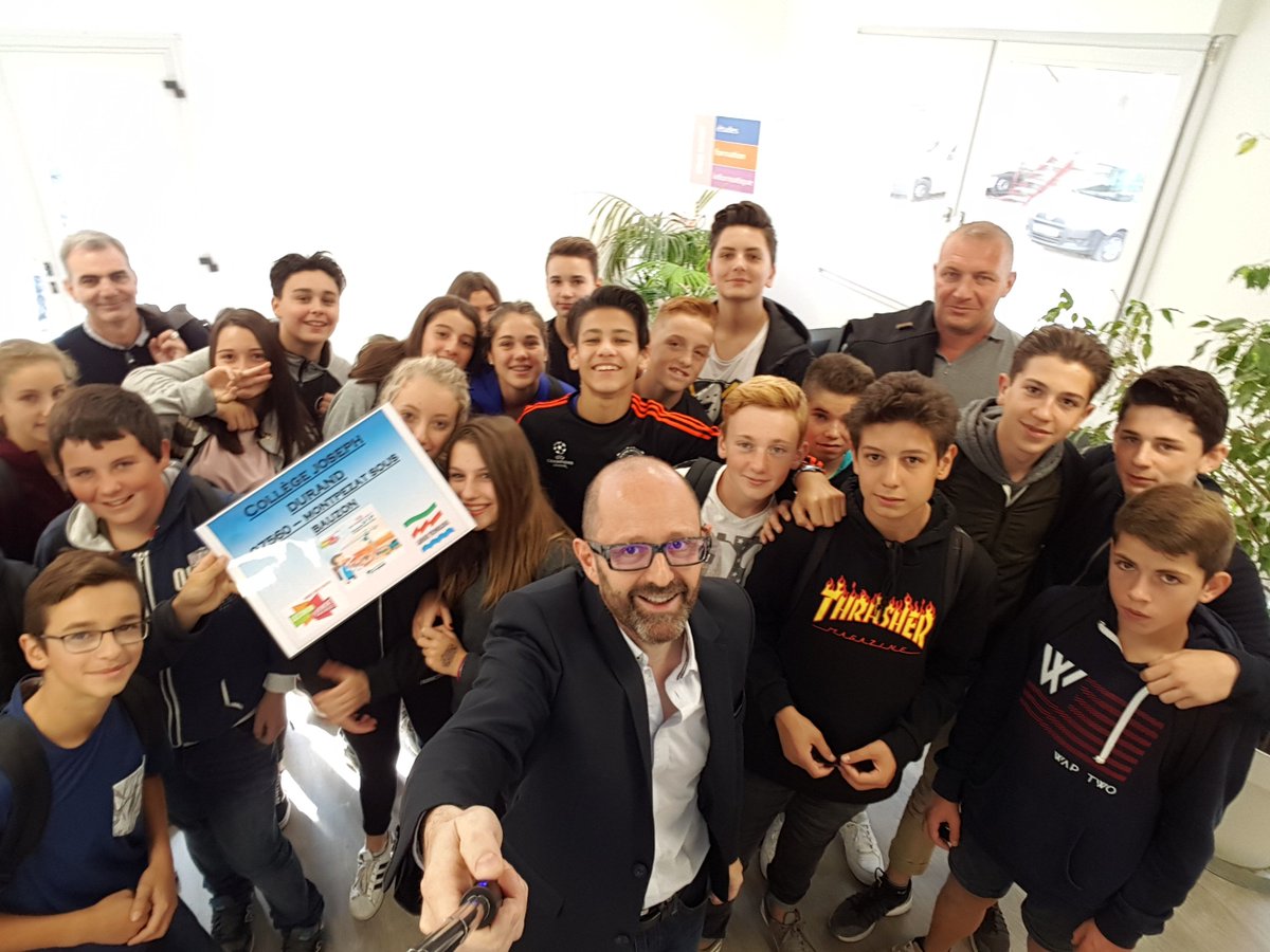 Très heureux de ce bel échange entre <a href="/LargierTechno/">Largier Technologie</a> et le collège Joseph Durand (Montpezat) lors des #coulissesdubatiment <a href="/btp0726/">Fédération BTP 26/07</a> [2/10].