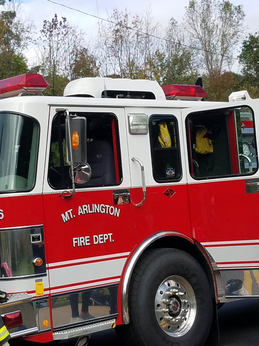 mtarlingtonk8's tweet photo. Thank you to the Mount Arlington Fire Dept. for teaching us about fire safety today! https://t.co/e5dSptsc8p