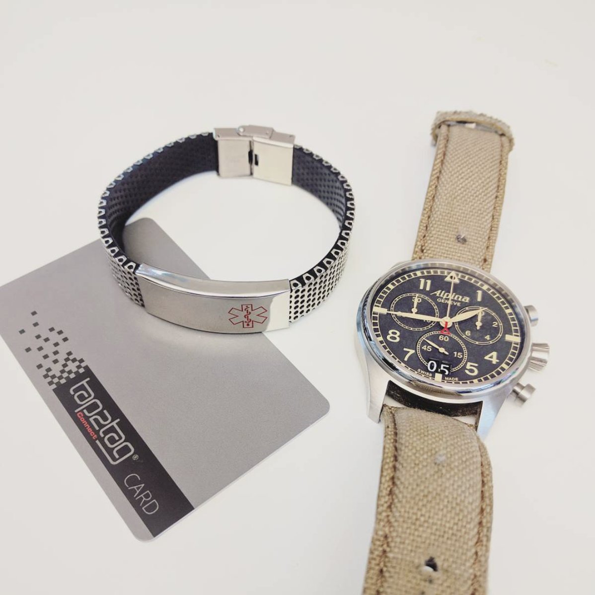 tap2tagactive's tweet photo. The Necessities: a beautiful #alpina #watch, a digital #businesscard, and a #medicalalert #bracelet so you can #staysafe and look good. https://t.co/NUPHjg8wNo