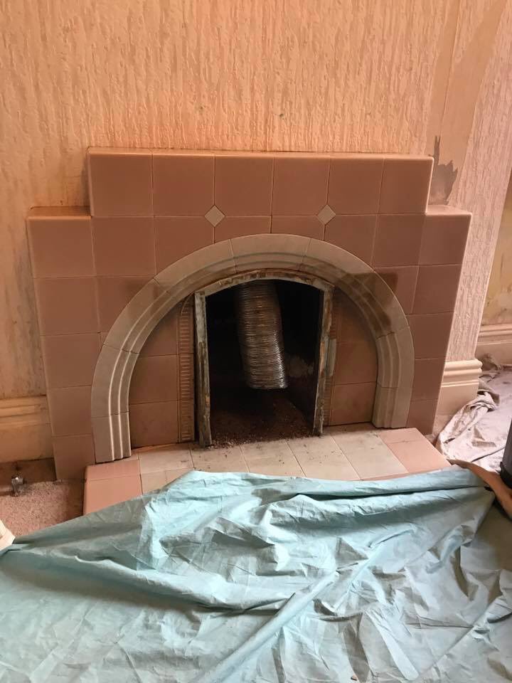 firefixnw's tweet photo. Before &amp; after of today's install. Dated tiles fireplace OUT, @Legendfires HIW IN! Plastering to be done in due course. 🔥🔥 https://t.co/AOL9Tcd0Pi