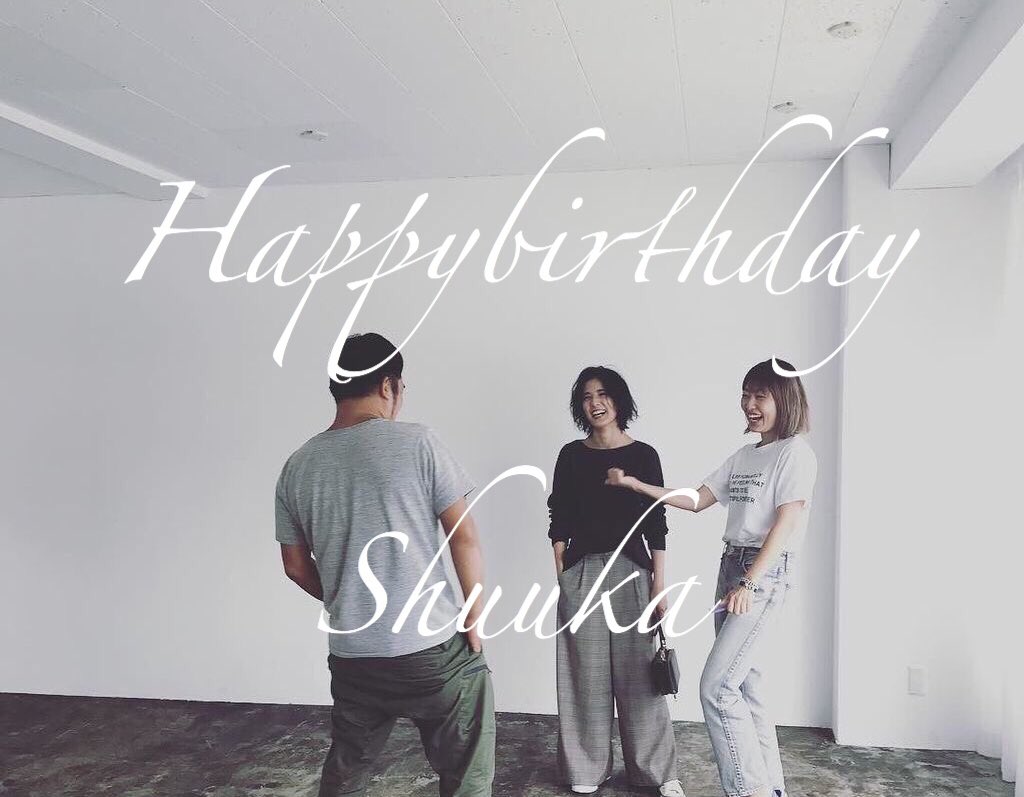EShuka1014's tweet photo. 🌹🌹🌹10/14（23）🌹🌹🌹

Shuuka!!!!
Happy birthday!!!

「とにかく大好きで憧れです」

#HappyBirthday藤井萩花
#いつもありがとう https://t.co/y8eWWN3v0U