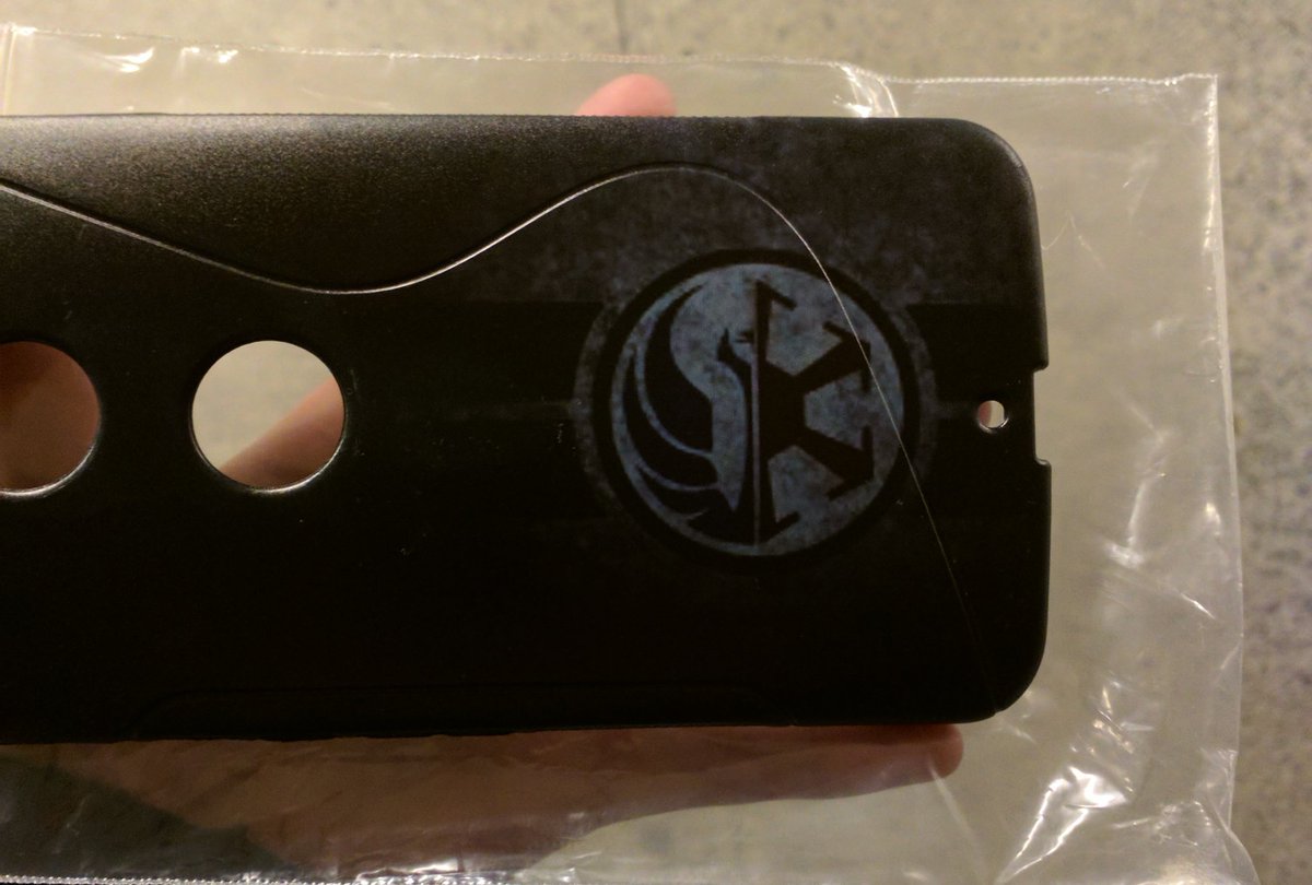 MissJainaSolo's tweet image. ||: when you are a Jedi but your boyfriend is a Sith 😂😂
#StarWars #sith #jedi #loveislove