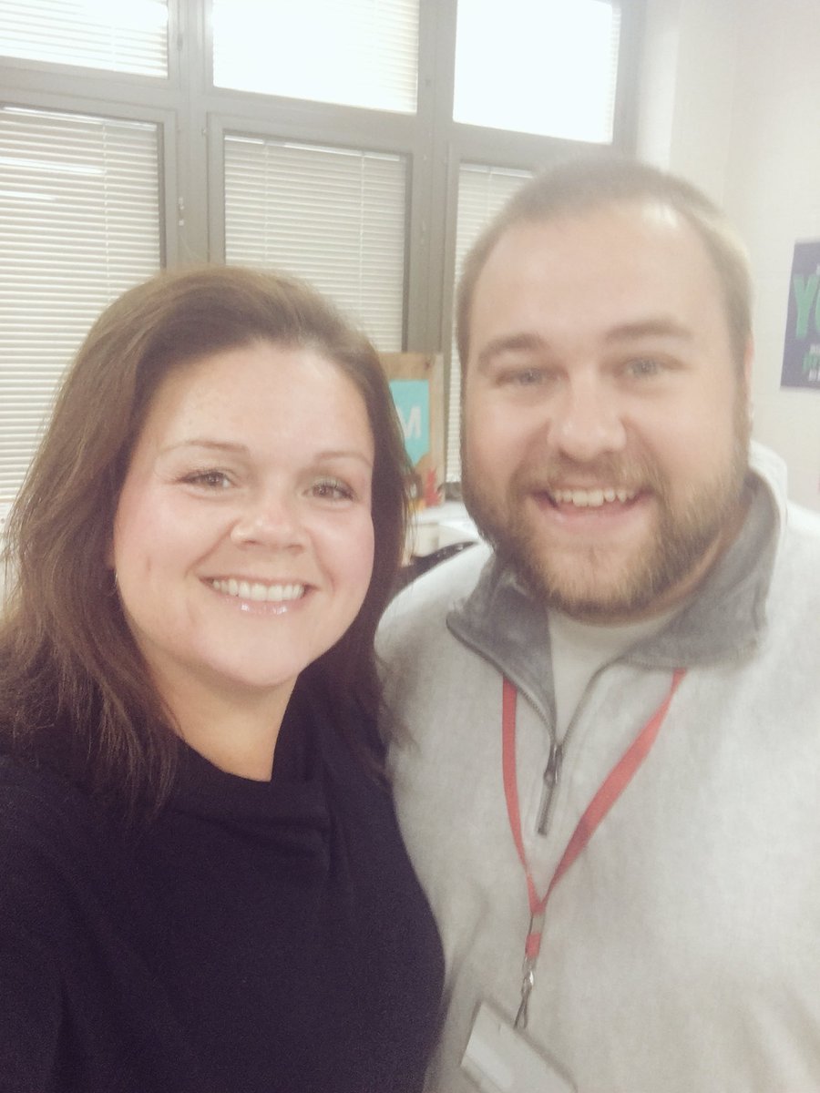 MrsMerritt3rd's tweet photo. Mystery Google Hangout=BLAST!Connected w/ Pennsylvania school! #createextraodinary #mysterylocation @jayl0vell @SCE_MrDehr @SCEPrincipal https://t.co/f9SDnEJiTA