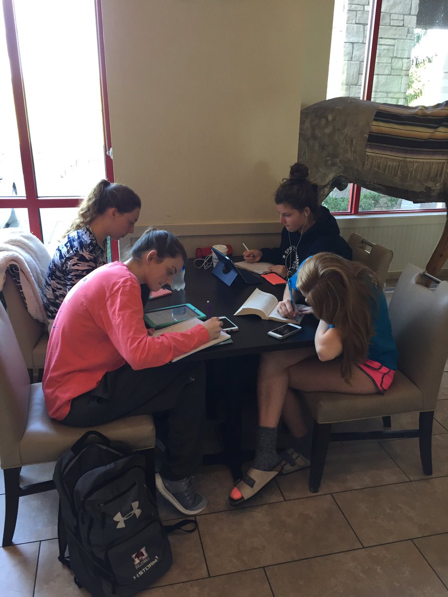 RedHawkVB's tweet photo. Study tables after a big W to start day 2! Check #programsnap for live updates today! #ProgramInKC #RoadTrip 📚😎 https://t.co/UdNOE3Aqvt