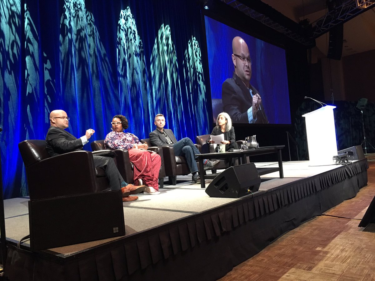 OppPartners's tweet photo. "We ALL have a role in leadership." -@ACamacho_OP #MCNAC17 https://t.co/x9pRR5g9bq