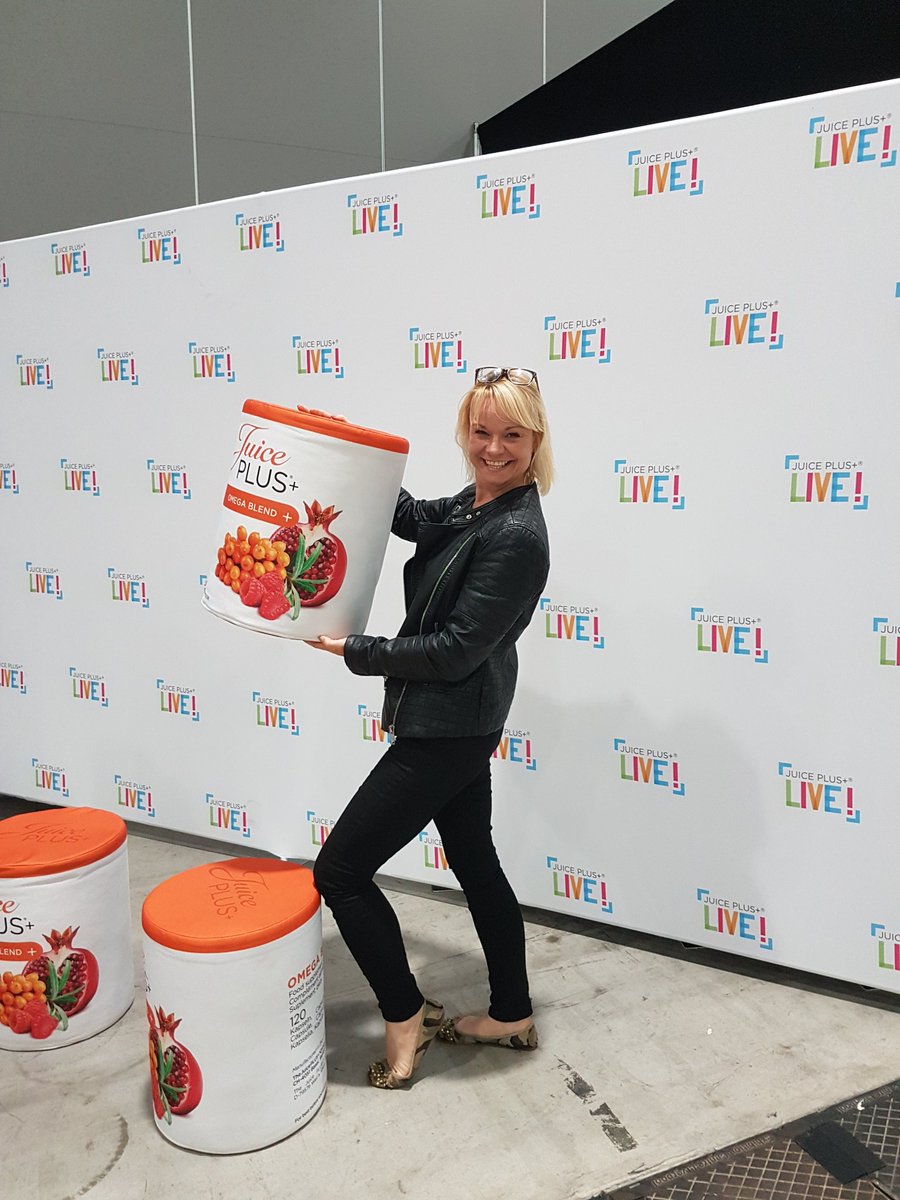 JujuBreedTheHBP's tweet photo. Living the dream 😍😍😍 xx #jplive https://t.co/z8pMEihPBE