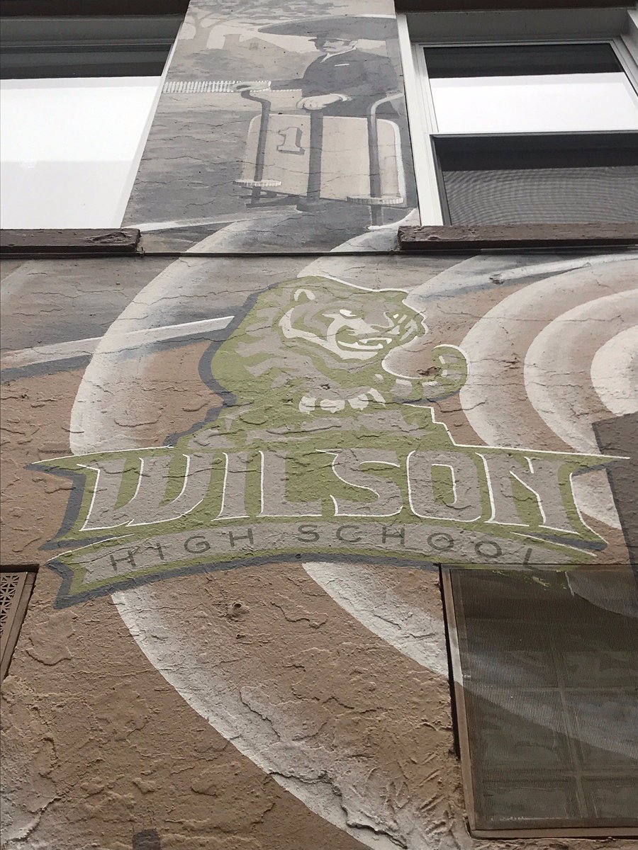 Hope to see the @Wilsonhsdcps community at the Tenleytown Mural ribbon cutting ceremony tomorrow! tenleymural.org/event @thewilsonbeacon