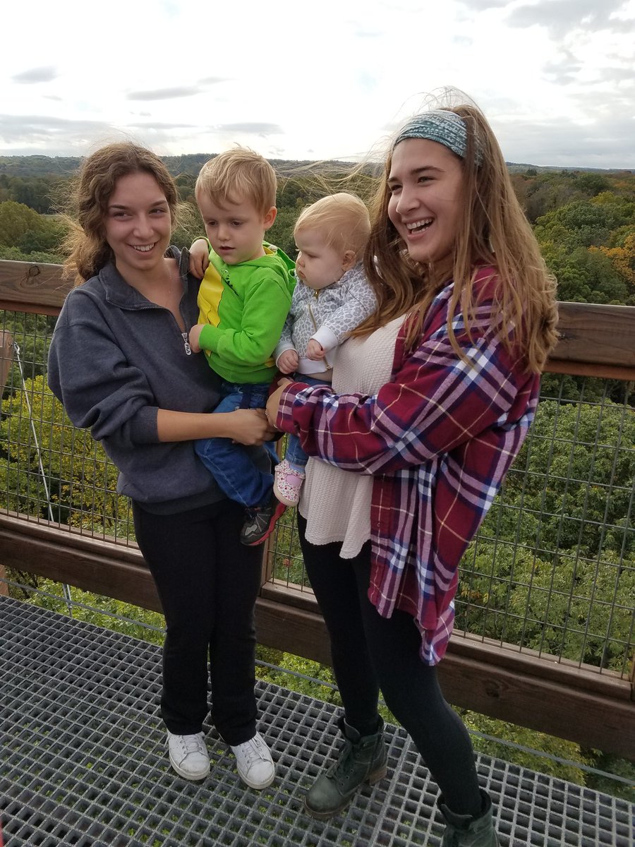 CFCoachBA's tweet photo. Emergent Tower at Holden Arboretum #cfevs #chagreen https://t.co/yJisyJsxlr