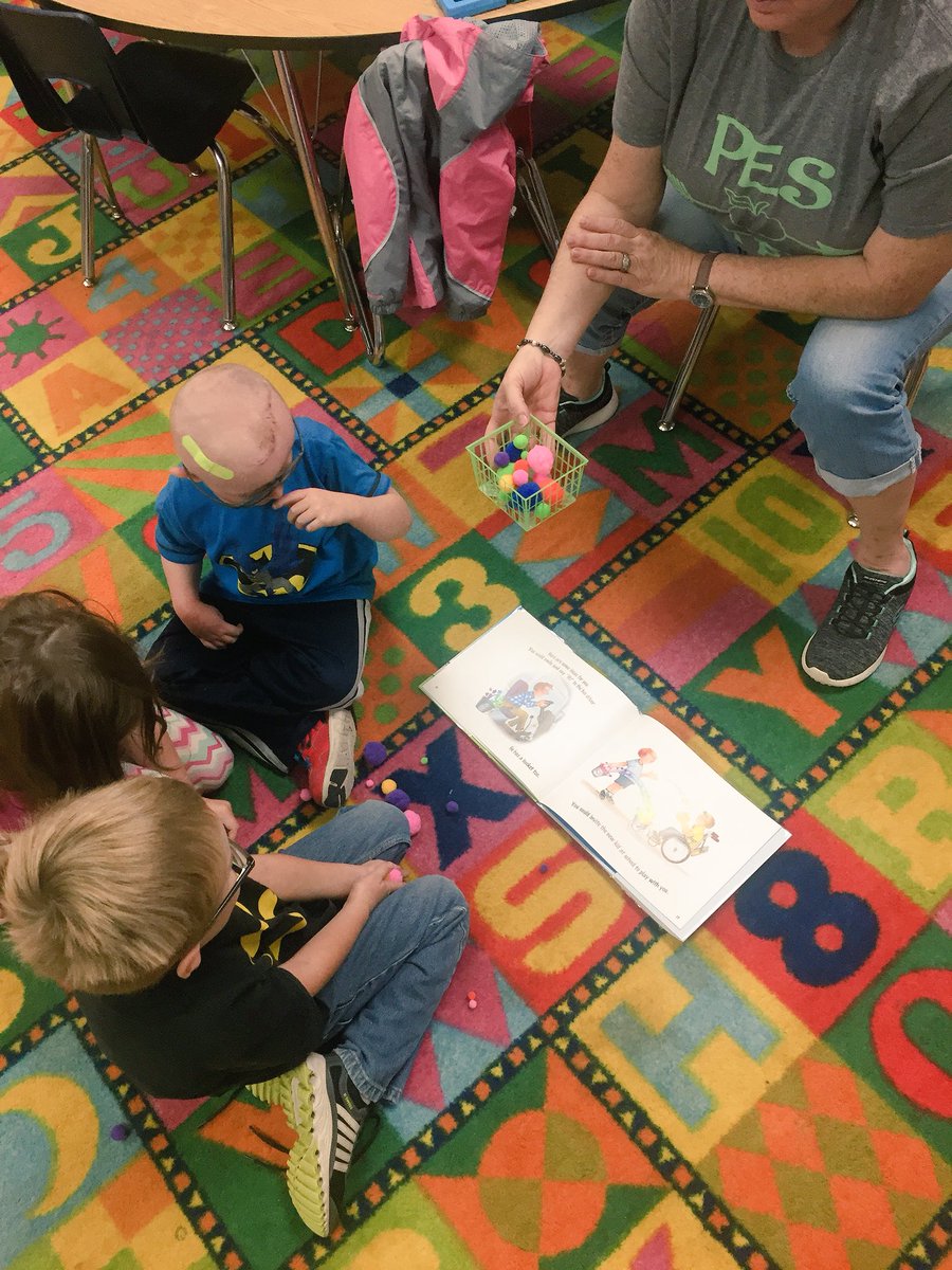 missweishaar's tweet photo. Practicing how to fill our peer and adult buckets; have you filled a bucket today? #Empathy #BeABucketFiller #NotABucketDipper https://t.co/IZQNbHyqZb