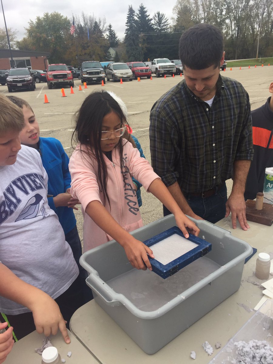 ZavTop4's tweet photo. What an awesome day yesterday at the Log-a-load event at @SuamicoElem ! Thank you for including our 4th graders who learned so very much! https://t.co/z9wafJhKje