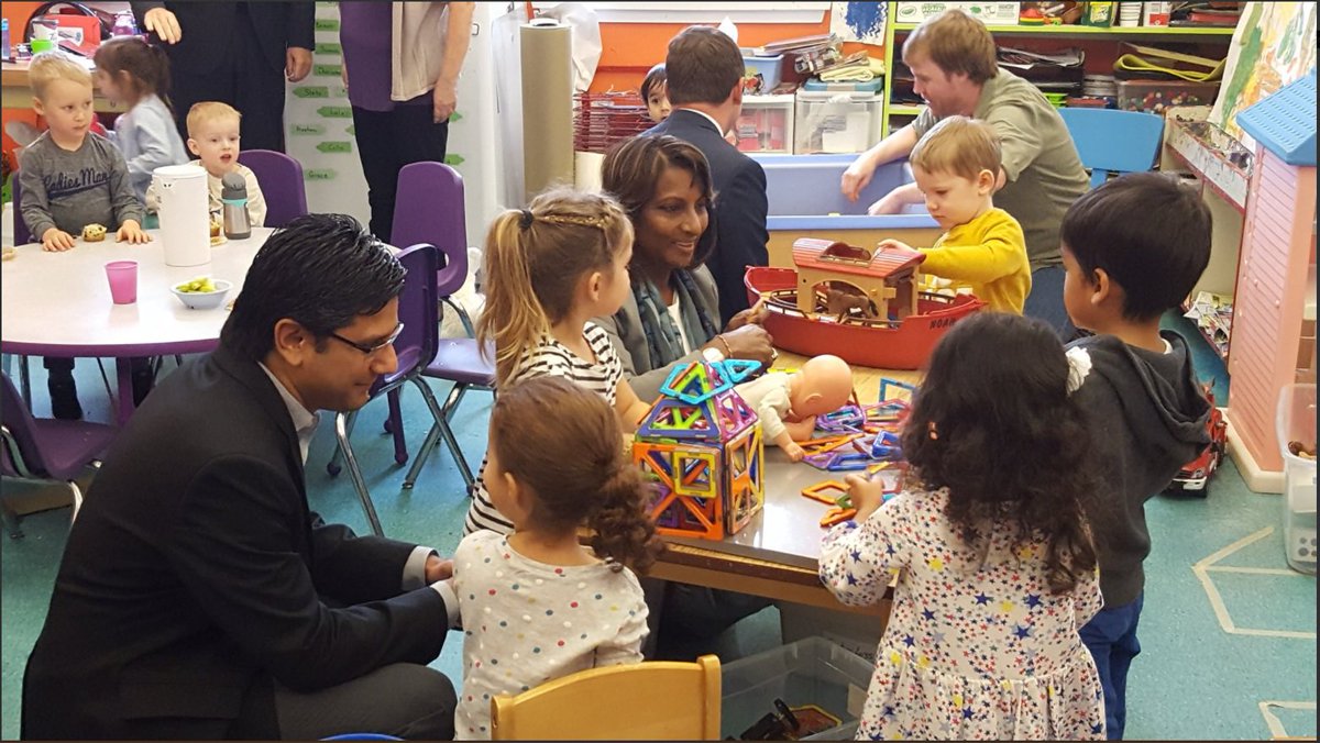 STORY: Province, feds announce child care details in #Ottawa  1310news.com/2017/10/13/pro…  #ottnews https://t.co/ZQfITKHAHt