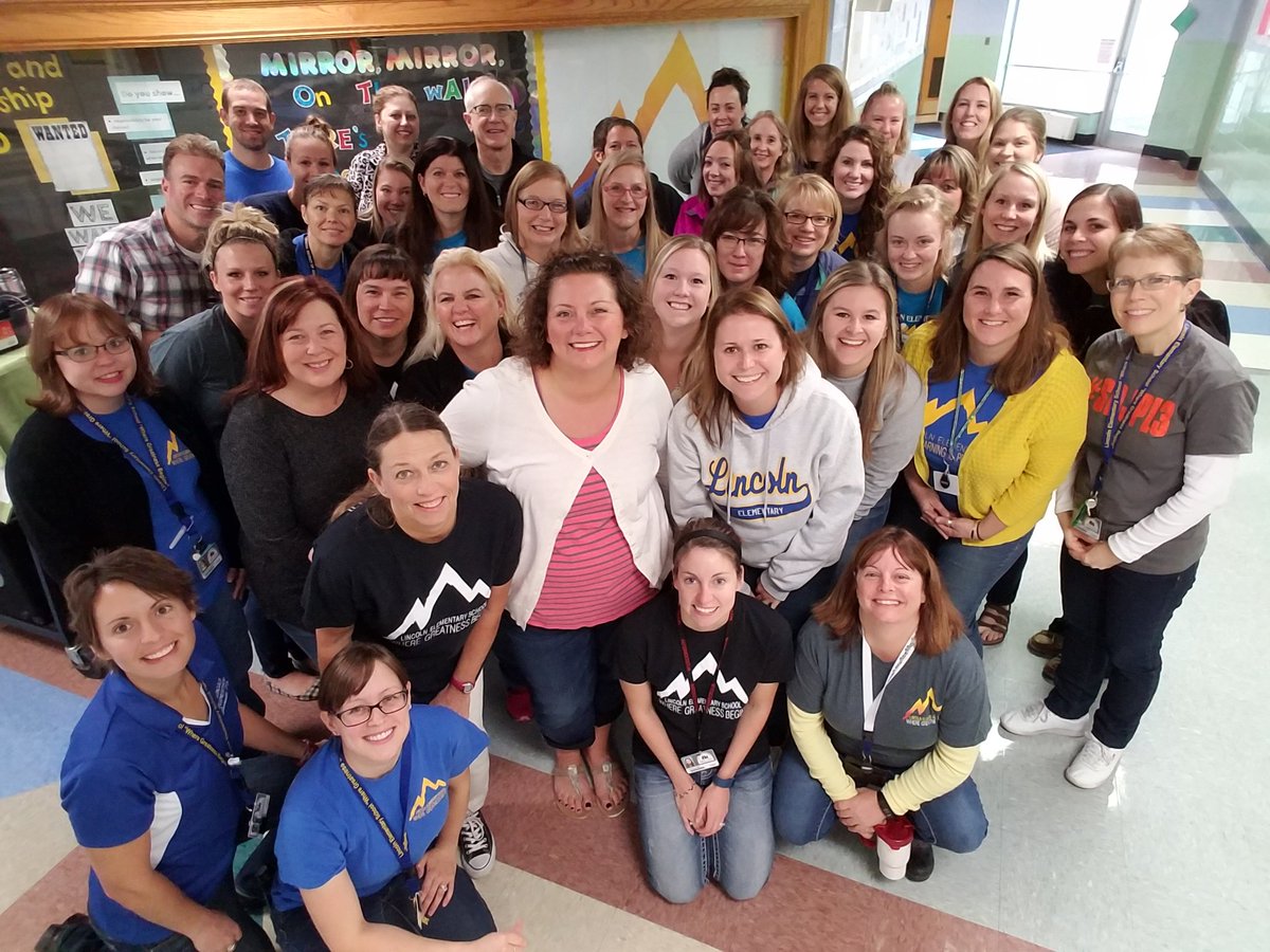 Carriemergen's tweet photo. Lincoln staff was nominated for the Trailblazer Award, leading the way in #personalizedlearning by the @Institute4PL #Journey2Great #SDJPL3 https://t.co/NalKXFzRHX