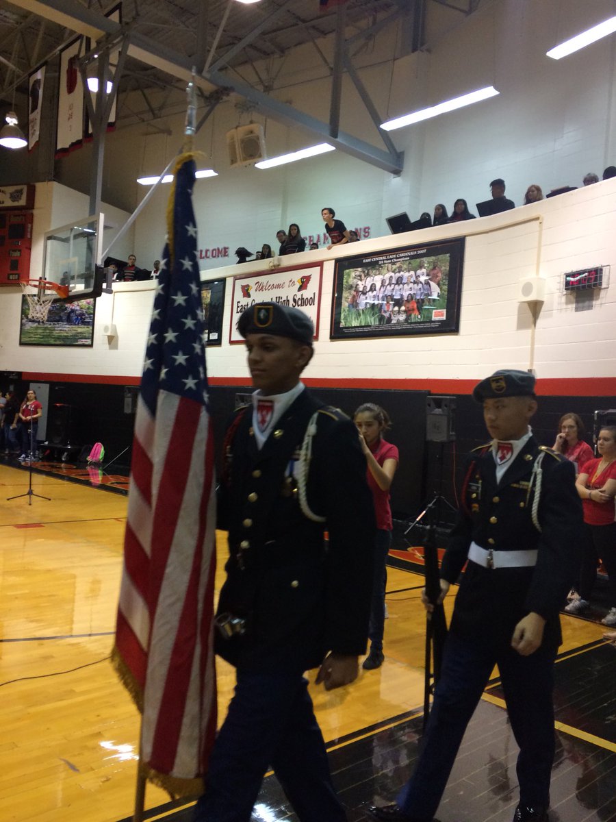 eastcentralhigh's tweet photo. #sucesstps #homecoming2017 https://t.co/kRoCOPg6hj