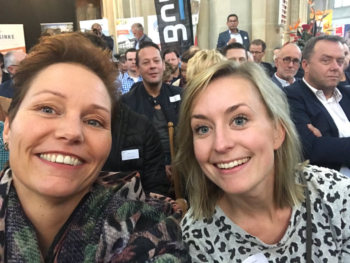 We gaan beginnen, we zijn binnen #bovenkerk #kampen <a href="/roelandtameling/">Roeland Tameling</a> <a href="/kampenmarketing/">Kampen Marketing</a> <a href="/SandraTuinman/">Typisch Sandra</a> #netwerkeventkampen