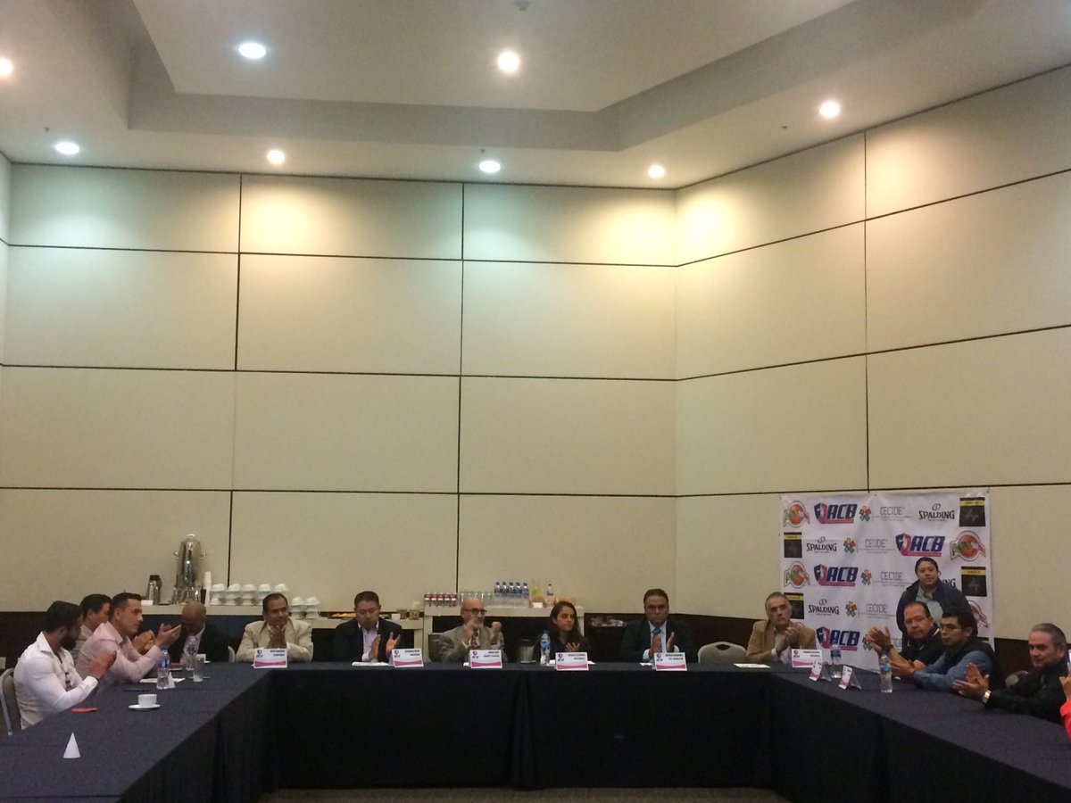jardinizquierdo's tweet photo. Presentan nueva liga de basquetbol femenil @acbmexoficial.

https://t.co/ON2Q6tF46M

#Nota de @jose_zubi87 Foto vía @laKaro_gc https://t.co/2HwGfgDXmb