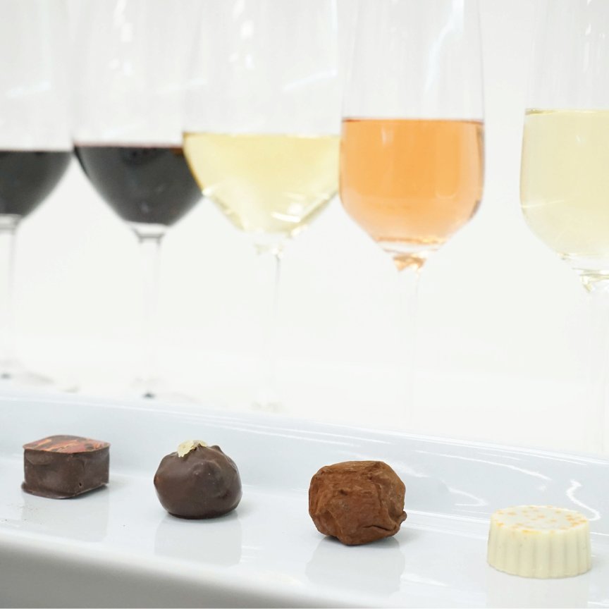 BitchfixChoc's tweet photo. Make this your lucky day! Pamper yourself with #wine and #chocolate #bitches πππ« #bitchelorette https://t.co/DBfTfdG9UR
