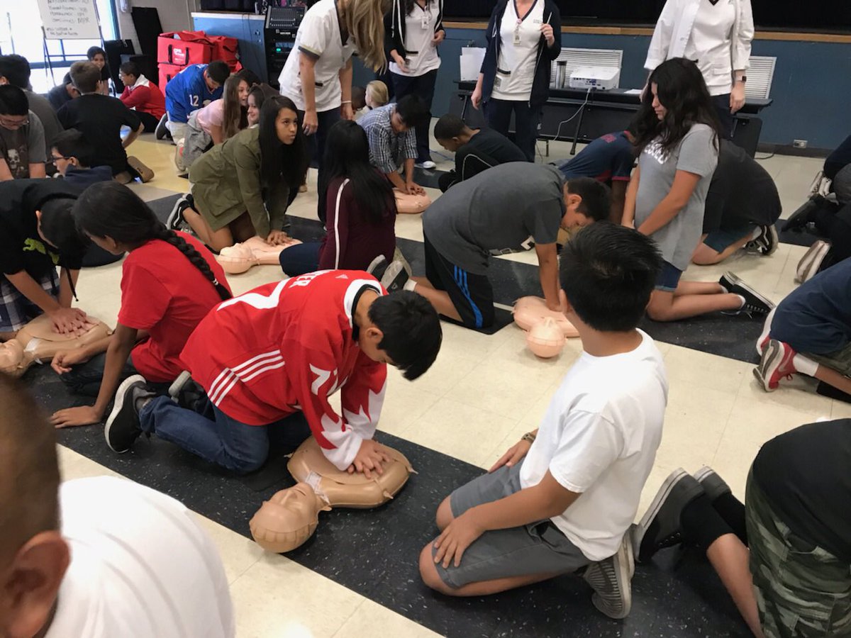 Sierra Eagles (@sierramspride) on Twitter photo 7th Grade PE students working with <a href="/CBUNursing/">CBU Nursing</a> students to learn CPR #sierrapride #rusdlearns 7th Grade PE students working with <a href="/CBUNursing/">CBU Nursing</a> students to learn CPR #sierrapride #rusdlearns