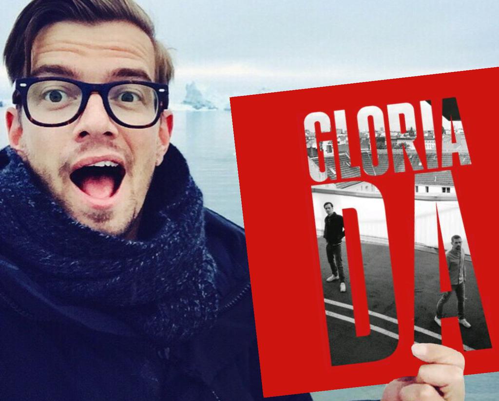 lisabruegge's tweet image. Wurde ja mal Zeit, dass @officiallyjoko Promo für euer Album macht!
@damitdasklaas @GloriaOffiziell 
#endlichDA #DA