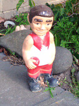 John_Mac_'s tweet photo. All Garden Gnomes should be in A Hall of Fame @sydneyswans #congratulations https://t.co/fJ9oJcTA6S