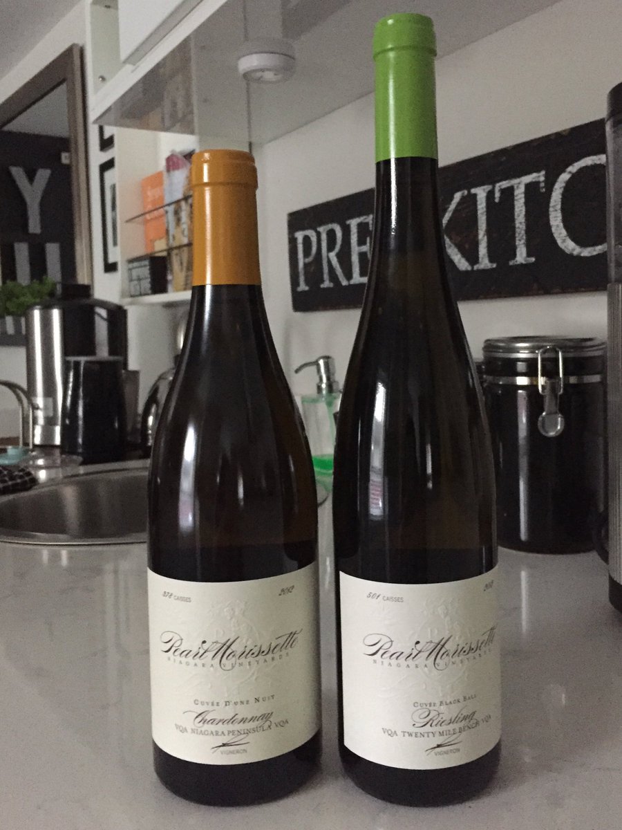 UJInteriors's tweet photo. @PearlMorissette @jasonsawision its Friday night-which one to open? Maybe both! #memoriesof niagara #jordanontario https://t.co/tDu0h21HNU