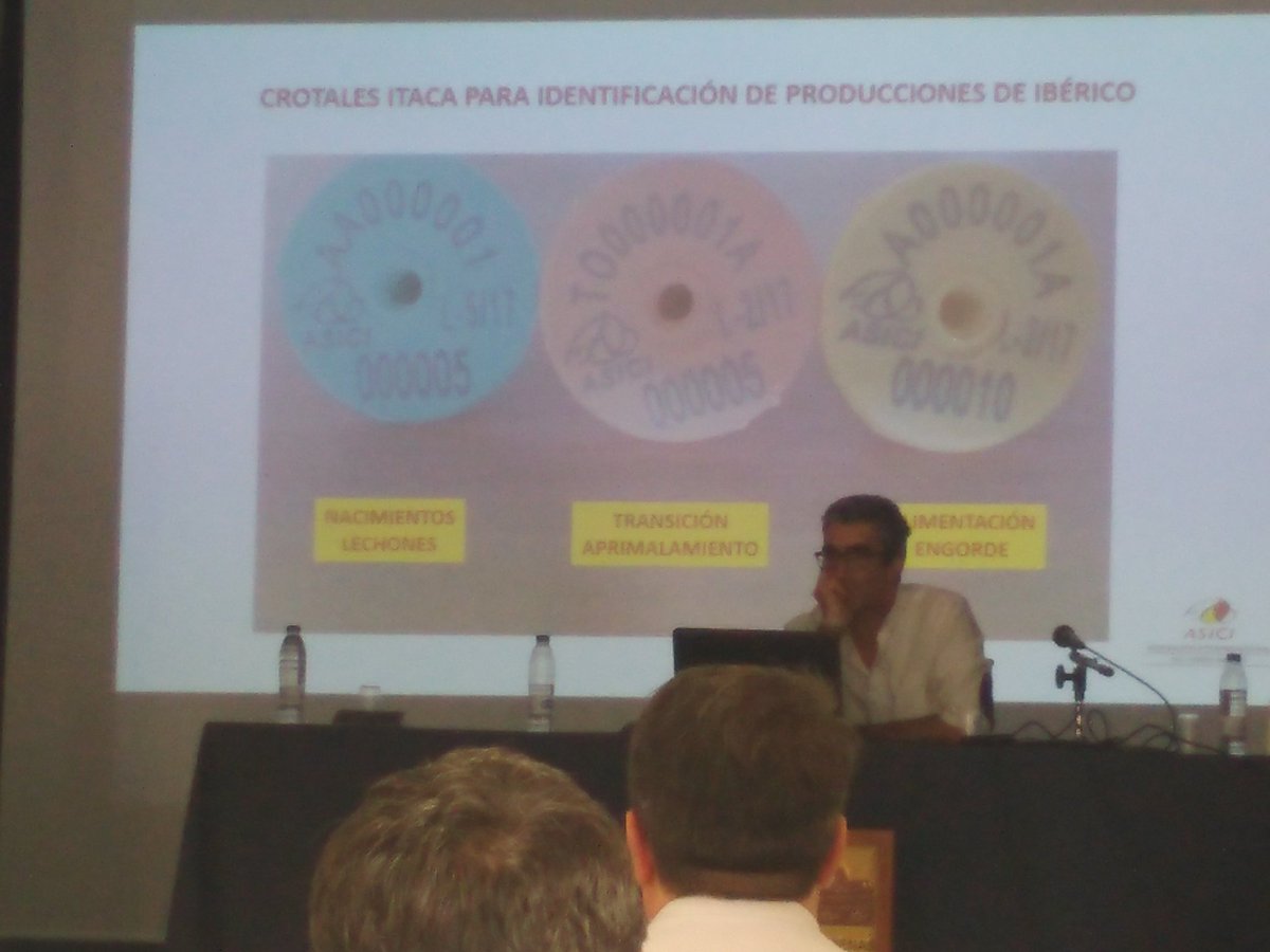 JamonCorte's tweet photo. #JamonCorte invitado en el día de hoy a la Conferencia por parte de #Asici para abordar la nueva normativa vigente del #cerdo #iberico #GO https://t.co/7ZFiN8MrSt