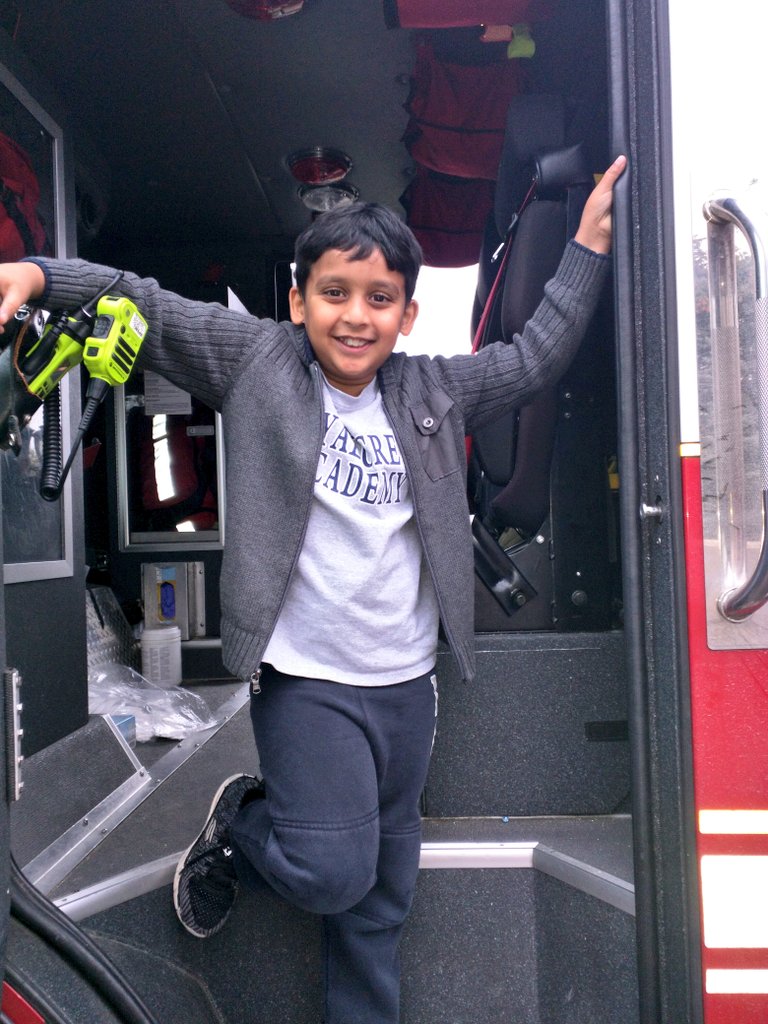 RCAGrade3's tweet photo. It's not every day that you get to explore a fire truck! 🔥#RCA #FirePreventionWeek #makelearningfun #heroes https://t.co/F7PnhNxFvu