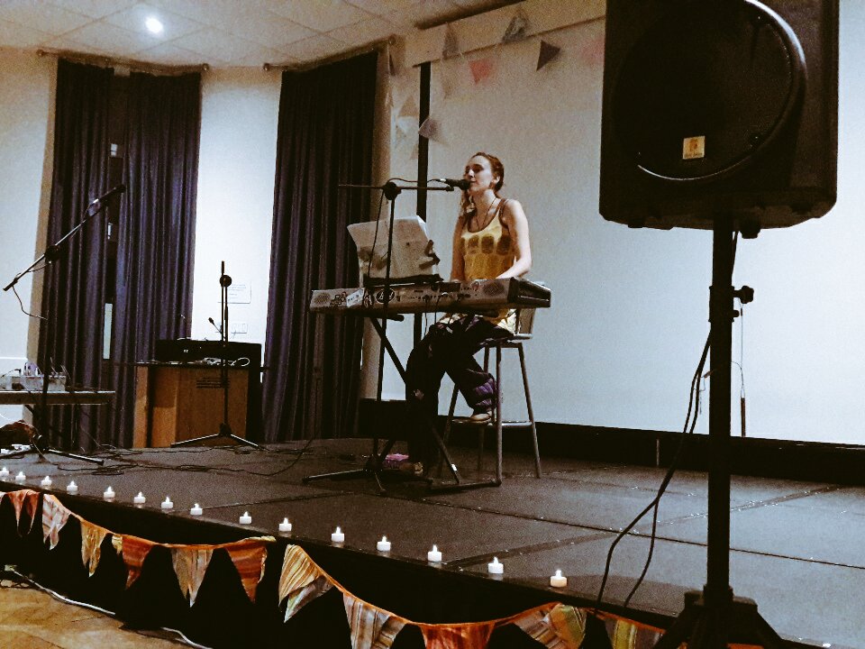 QuiteLikeChris's tweet photo. Alice Walker headlining for #OpenMindNight 2017 at @Frankleecentre/@CUH_NHS - she's not half a song in and already on fire. #OMN17 https://t.co/L2XKXI62dc