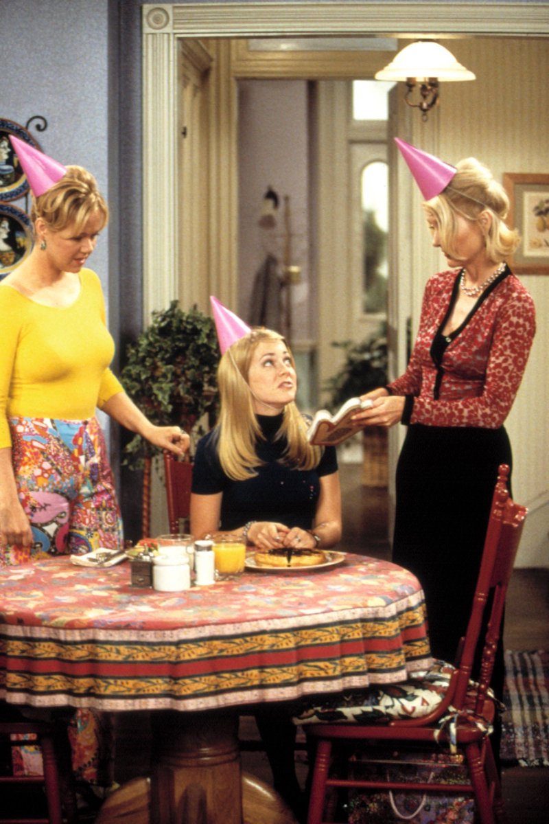 Our fave festivity ❎ our fave feminist witches ➡️ @yourdreamnails' EP launch party <a href="/diyspace4london/">DIY Space for London</a> on Fri 27 Oct🎃👻🤡 facebook.com/events/9656656…