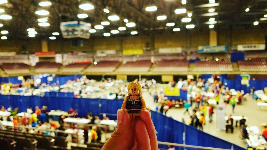 OutaCtrlSaturn's tweet photo. #legolaurel is enjoying working in the #pharamcy with me for #COMOM. #legoswhotravel #missionofmercy #pueblo #lego… https://t.co/HMWvuEKfxA https://t.co/Br2EOcvSb6
