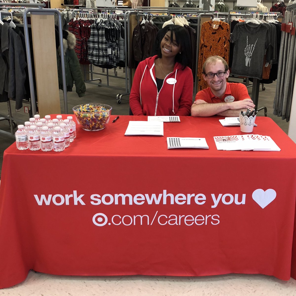 T1970 is ready for amazing talent for this holiday season!!! #WorkSomewhereYouLove ❤️ <a href="/KellyLPetersen/">Kelly Petersen</a> <a href="/nazie327/">Naz Cattelona</a>