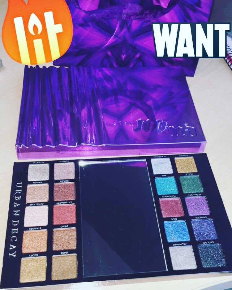 goss_ie's tweet photo. We're OBSESSED with new Metallic Eyeshadow Palette from @urbandecaycosmetics 🔥🔥🔥 #UDireland #HeavyMetalHoliday https://t.co/BaVFgdNTBE