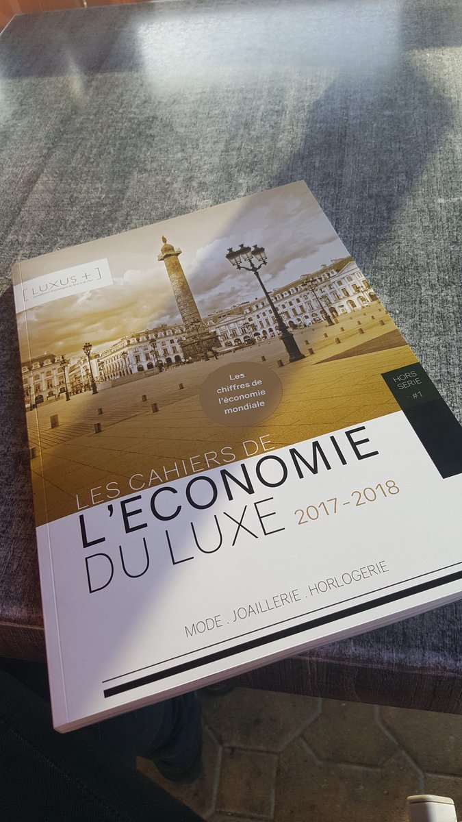 TINAKORTMANN1's tweet photo. Retweeted Claire Domergue (@ClaireDomergue):
Heureuse des travaux réalisés avec les étudiants du #MBALuxe de #Sup… https://t.co/E0UNXrivup