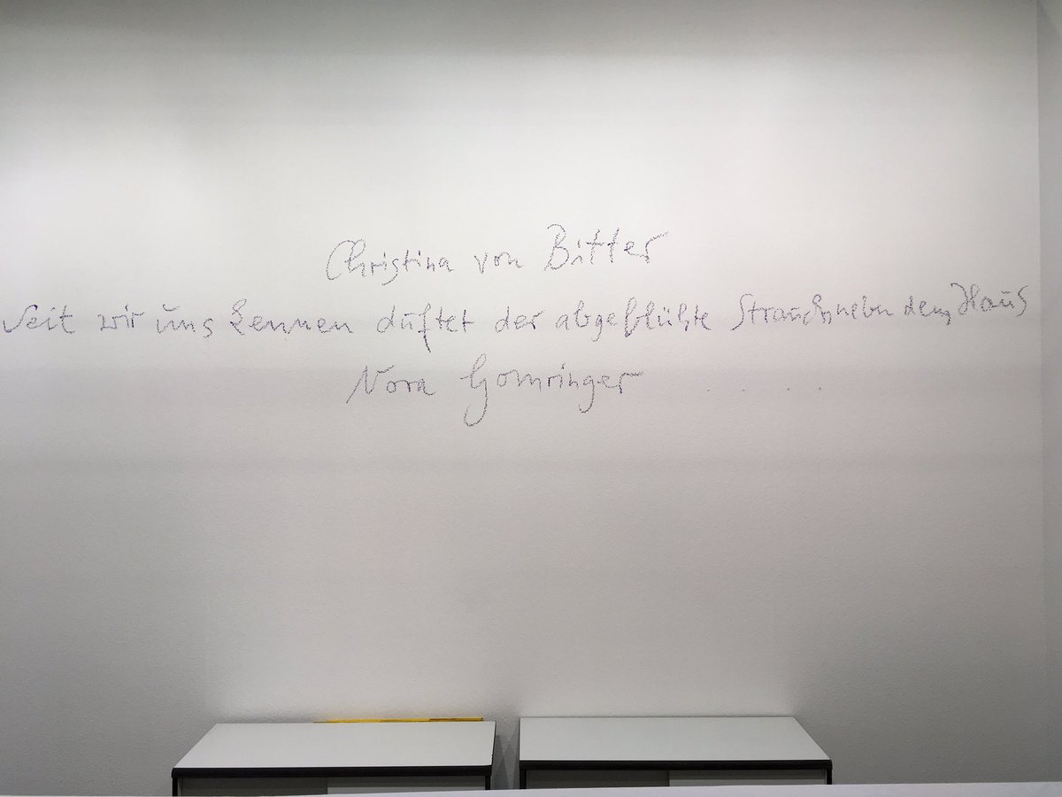 Artistenkind's tweet photo. Ein schöner Abschluss des heutigen Tages @Book_Fair #fbm17 https://t.co/RNKpgtb0wD