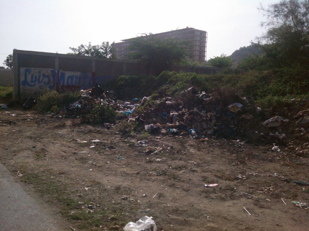 iamsaoficial's tweet photo. @iamsaoficial Realizando trabajos de Recolección de Desechos en la calle Bolívar a la altura del Ince Comercial.
@micumana500 @davidvpsuv https://t.co/B6zFHB5APN