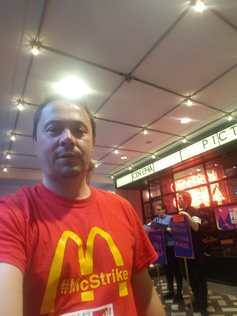 NSSN_AntiCuts's tweet photo. #NSSN supporting @CPHLivingWage @picturehouses strike for #LivingWage & against sacking of union reps @bectu #BFILondonFilmFestival #10Now https://t.co/ZzFraQkLPE