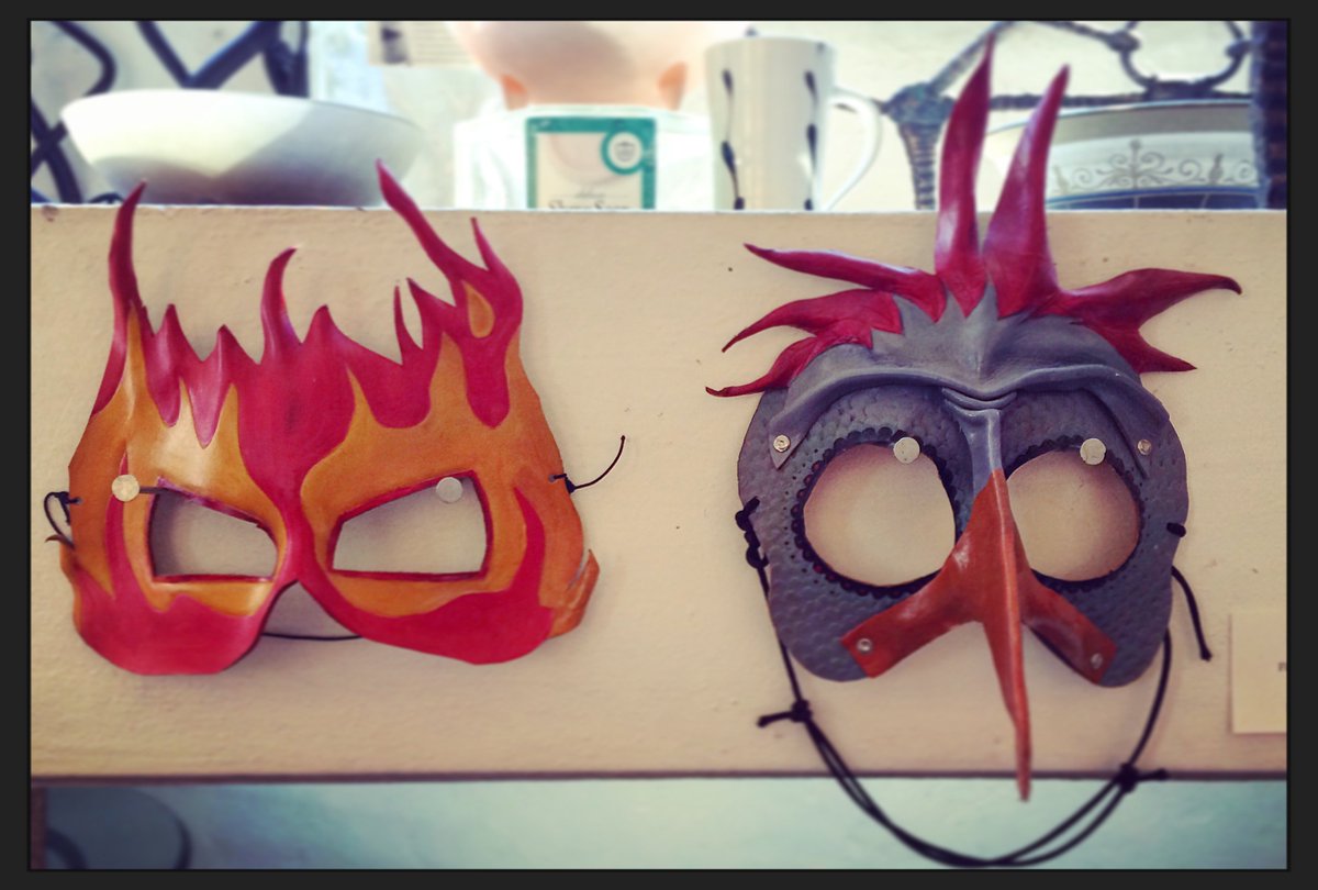 KaviarForge's tweet photo. #LeatherMasks by #PillywigginsLeather @ Kaviar Gallery! Open today 12-6PM (gallery closed 10/14). #halloweencostume #handmadehalloween #art https://t.co/BQhTZZCnjp