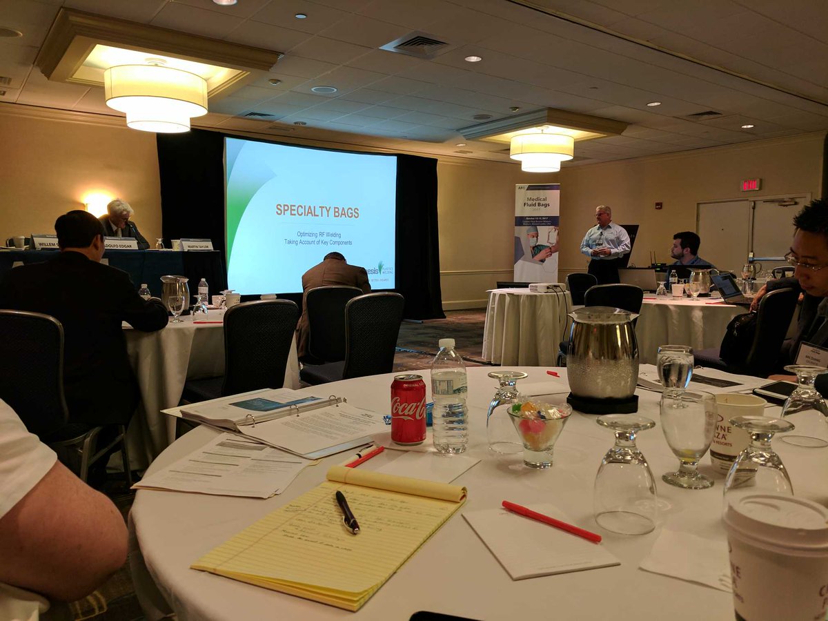 Vonco_Products's tweet photo. CEO @thomasrryder speaking at @Contact_AMI Fluid Bag Conf on #RFWelding of Specialty Bags Taking Account of Key Components. https://t.co/FT0CspVCp9
