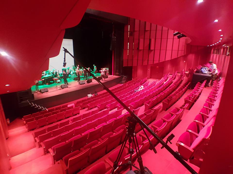 Wiyaala's tweet photo. Sound check DONE!! Show starts 8.30pm Tonight #TheatreLaCoupole Saint-Louis, #France @SoultanAhmed + Friends 🎸🔥😀 https://t.co/3783iu4Hqv