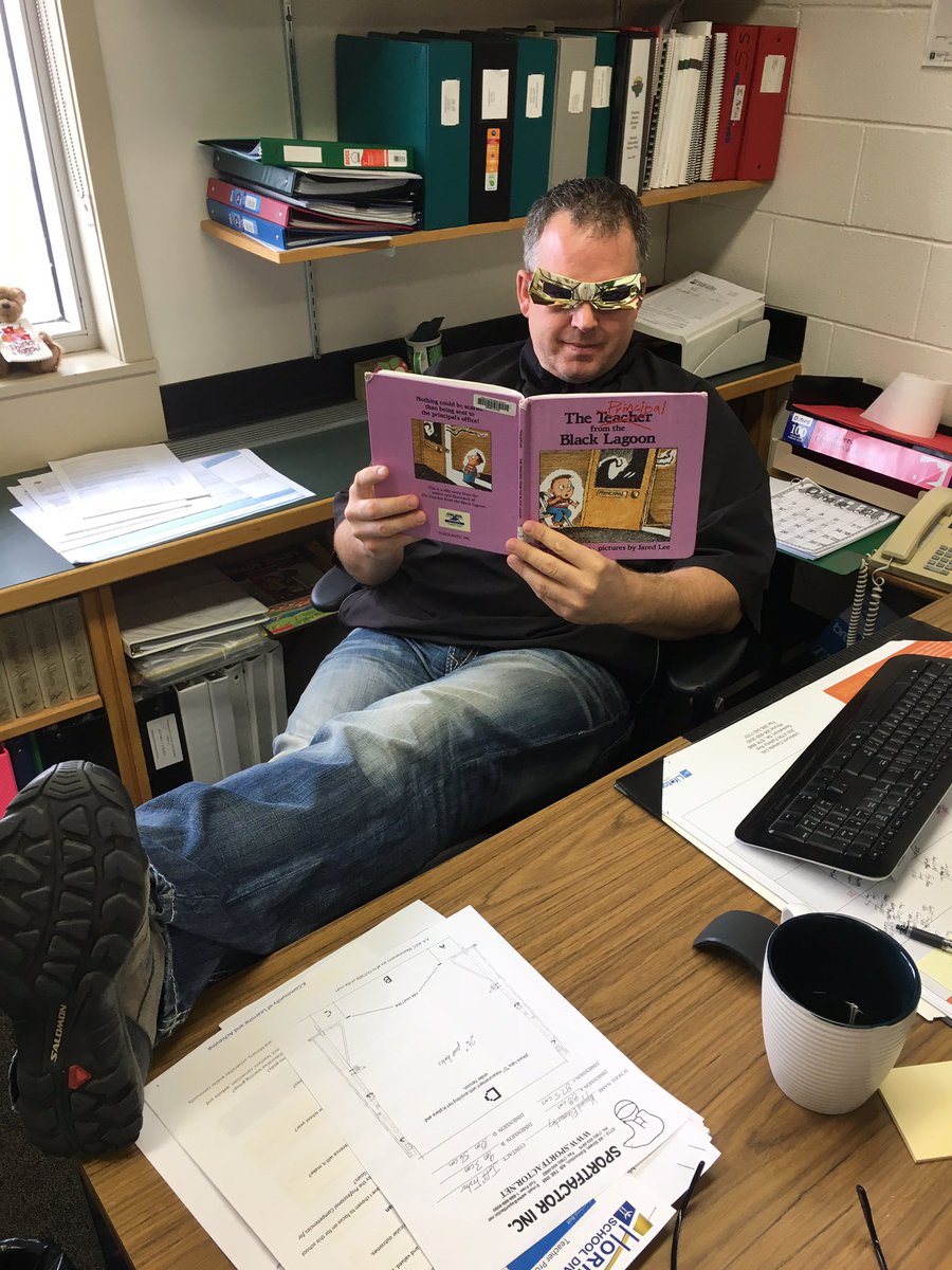 fisherjeff14's tweet photo. @WynyardES reading one of my favourite books while wearing sunglasses #reado #readingiscool #blacklagoon https://t.co/JyF5ABC8oY