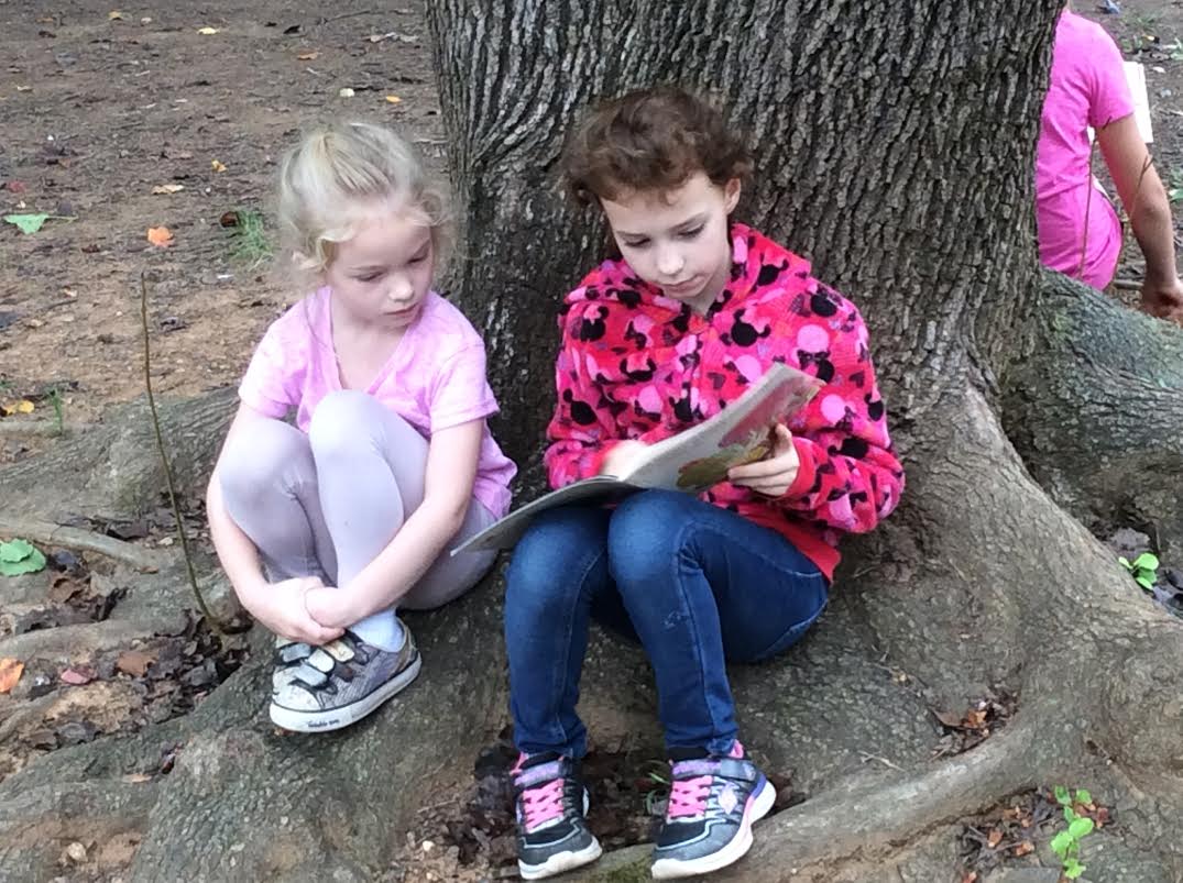 AShekelle's tweet photo. We love our reading buddies! #EstesProud @ellenroyer https://t.co/R2L7lRHEWk