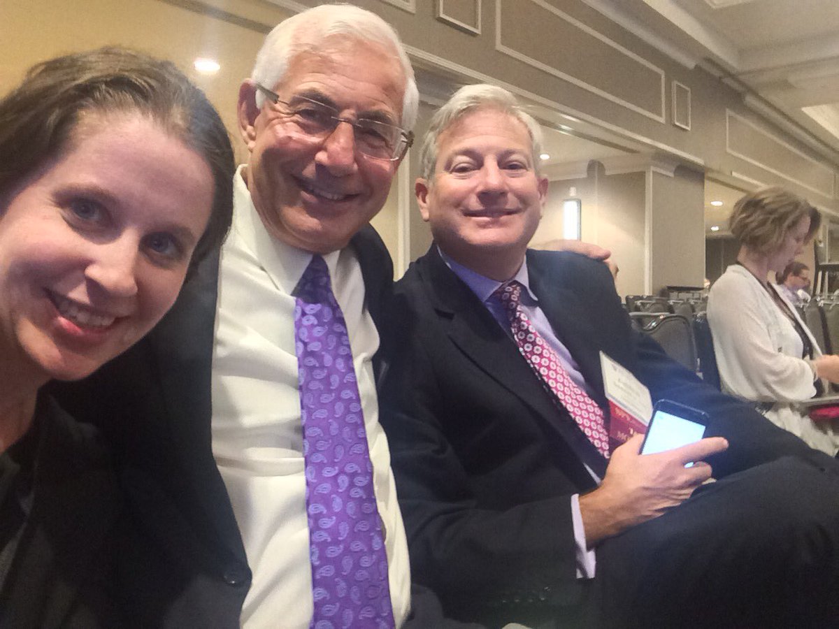 drrachelrubin's tweet photo. Mentors: wouldn't be here without all the #Goldsteins. #sexmed @ISSWSH #brothersfromanothermother #IPPS17 @AndrewGoldstei2 @SDSexualMed https://t.co/feHTfDyCLG