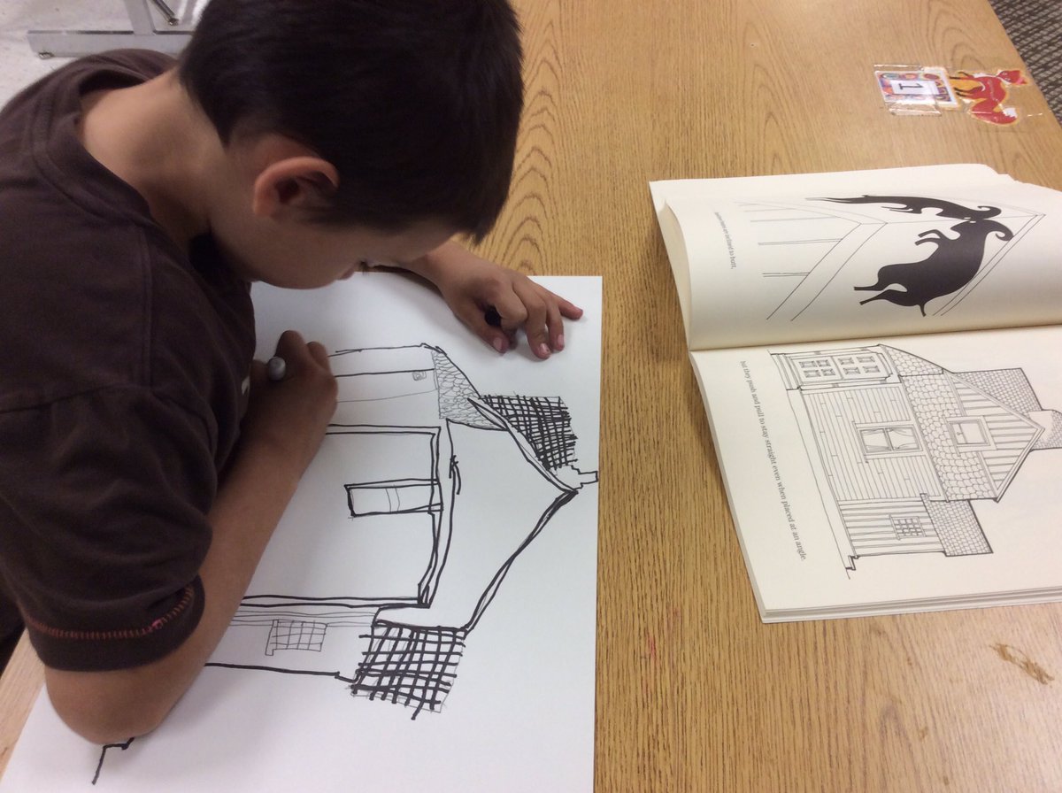 ChellSmithSFT's tweet photo. Architecture and sculpture studios are open in the SFT art room.  @sftisd @ElizabethSavidg #ISDstrong https://t.co/pR3oyivLR4