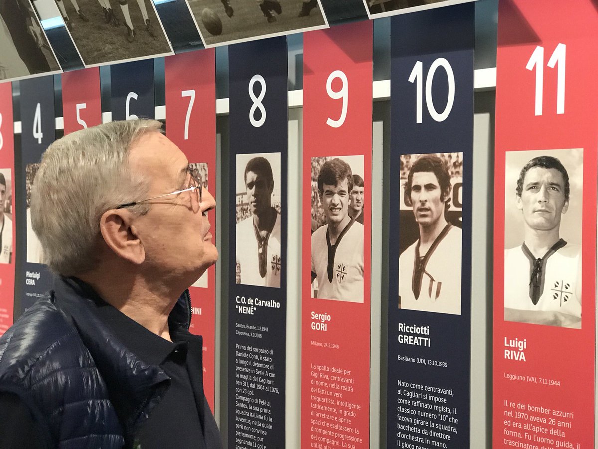 CagliariCalcio's tweet photo. Grazie della visita, Gigi ❤️💙 #Riva https://t.co/M0NJ4vfLGa