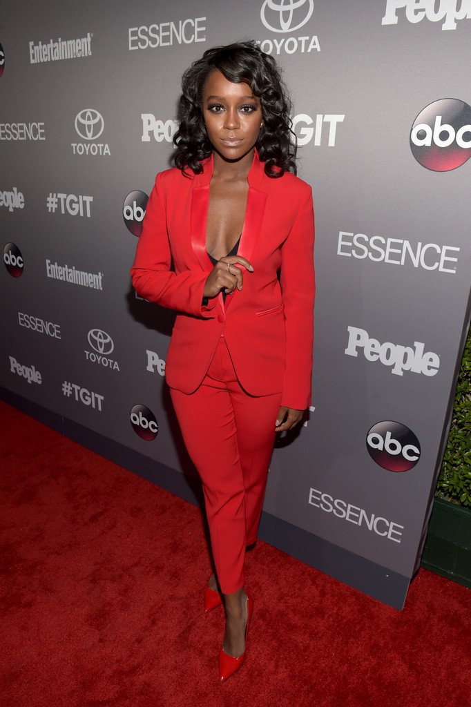 MyCOLOURES's tweet photo. Aja Naomi King looked incredible in this red jumpsuit https://t.co/B7BSnGKI7e