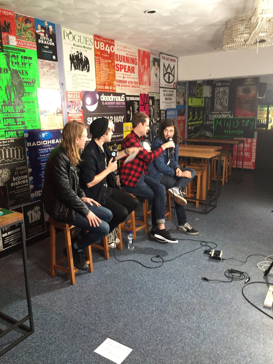 headsicksounds's tweet photo. Coming soon...@ASITISofficial @realfriendsband https://t.co/5QWVnMmBMf