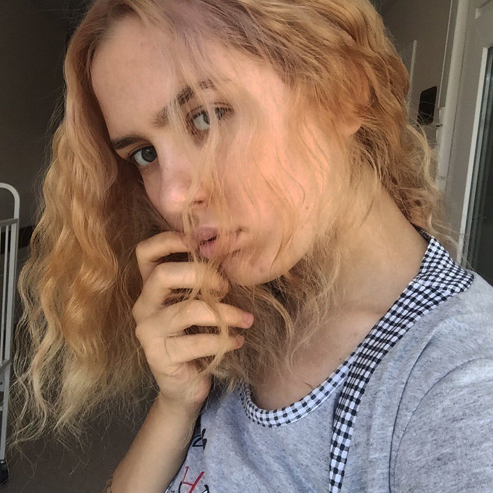 KatyaSem011's tweet photo. Я вернулась. https://t.co/RbuocGdG53