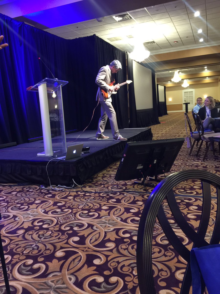 BritneyEarwood's tweet photo. An unexpected live performance at #PDD2017 https://t.co/RJ8SCoV0h8