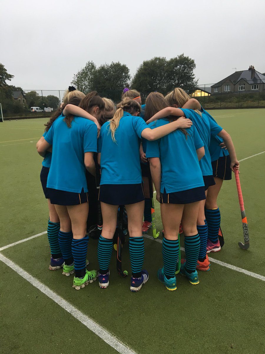 Robertson_Sed's tweet photo. The post-match #househuddle praising performances π¦π https://t.co/1Gb6LR4Qjd