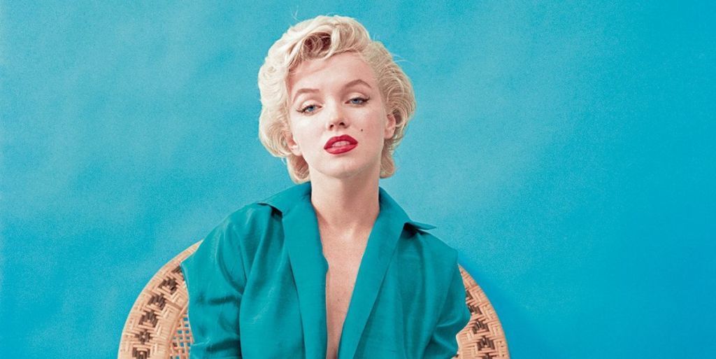 BazaarUK's tweet photo. These rare Marilyn Monroe pictures are stunning https://t.co/XtRwOXfP4A https://t.co/hiFZDVLsFf