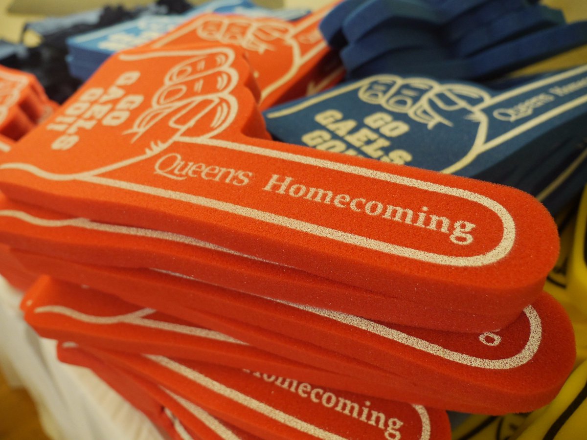 queensualumni's tweet photo. #QueensHomecoming has started! Head to Grant Hall to officially register for the weekend and get some free #Queensu merch. https://t.co/8ifPFIOYHy
